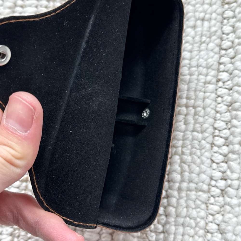 Ray Ban Brown Leather Sunglasses Case - Picture 6 of 7